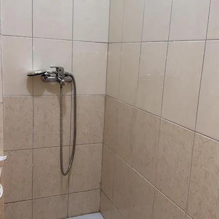 Spacious And Modern 3 Bdr For Families & Groups 公寓 地拉那